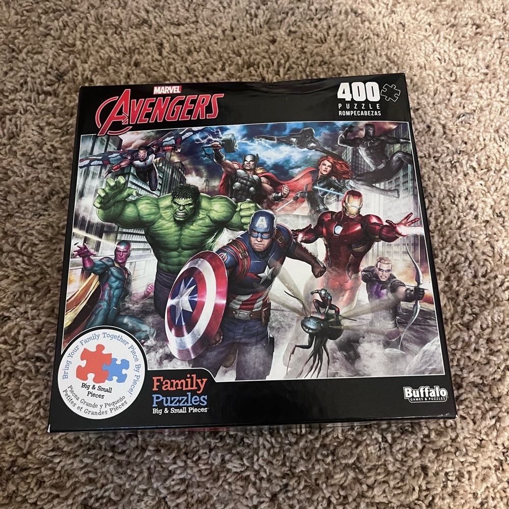 Marvel Avengers 400-Piece Puzzle - Multicolor